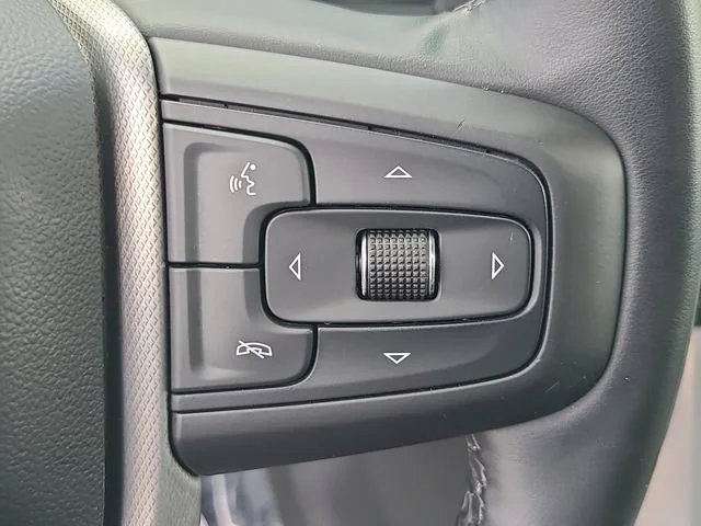 Used 2024 Onyx Black GMC Denali image 25