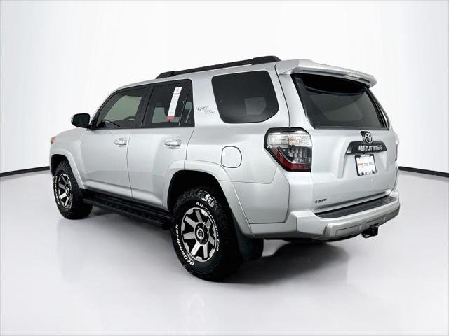Certified Used 2024 CLASSIC SILVER METALLIC Toyota  image 13