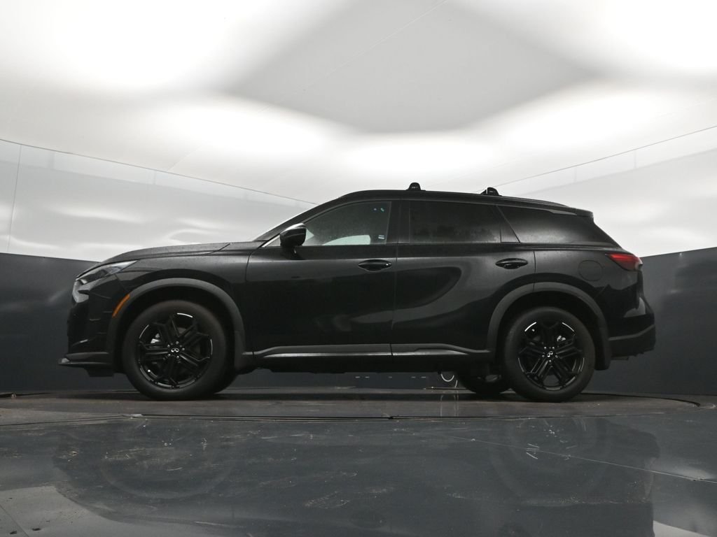 New 2027 Black INFINITI LUXE image 35