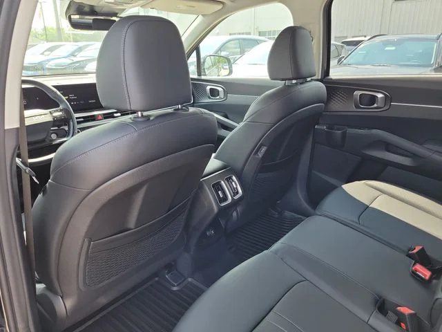 New 2026 Aurora Black Pearl Kia EX image 15