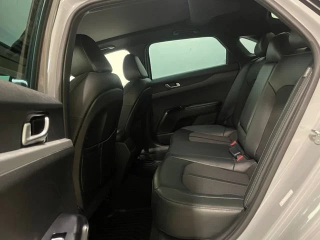 Used 2024  Kia GT-Line image 26