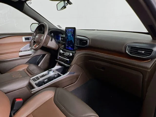 Used 2022 White Ford King Ranch image 41