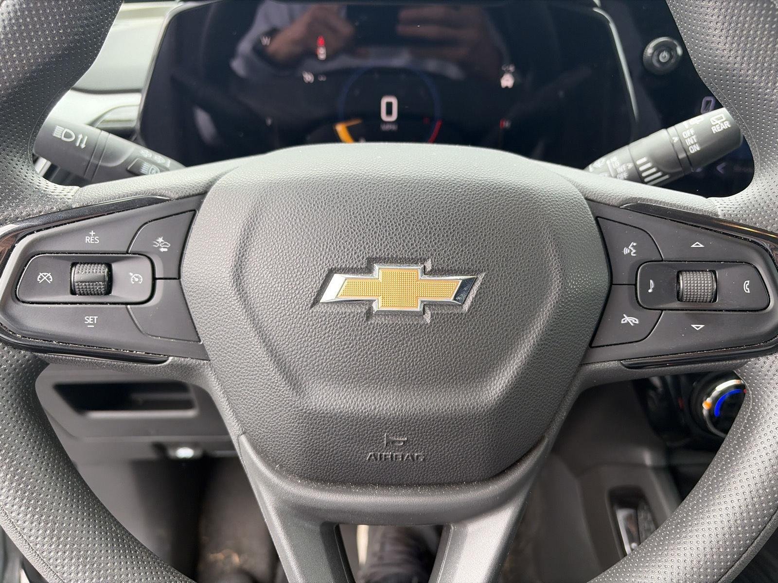 Used 2024 Sterling Gray Metallic Chevrolet LT image 16