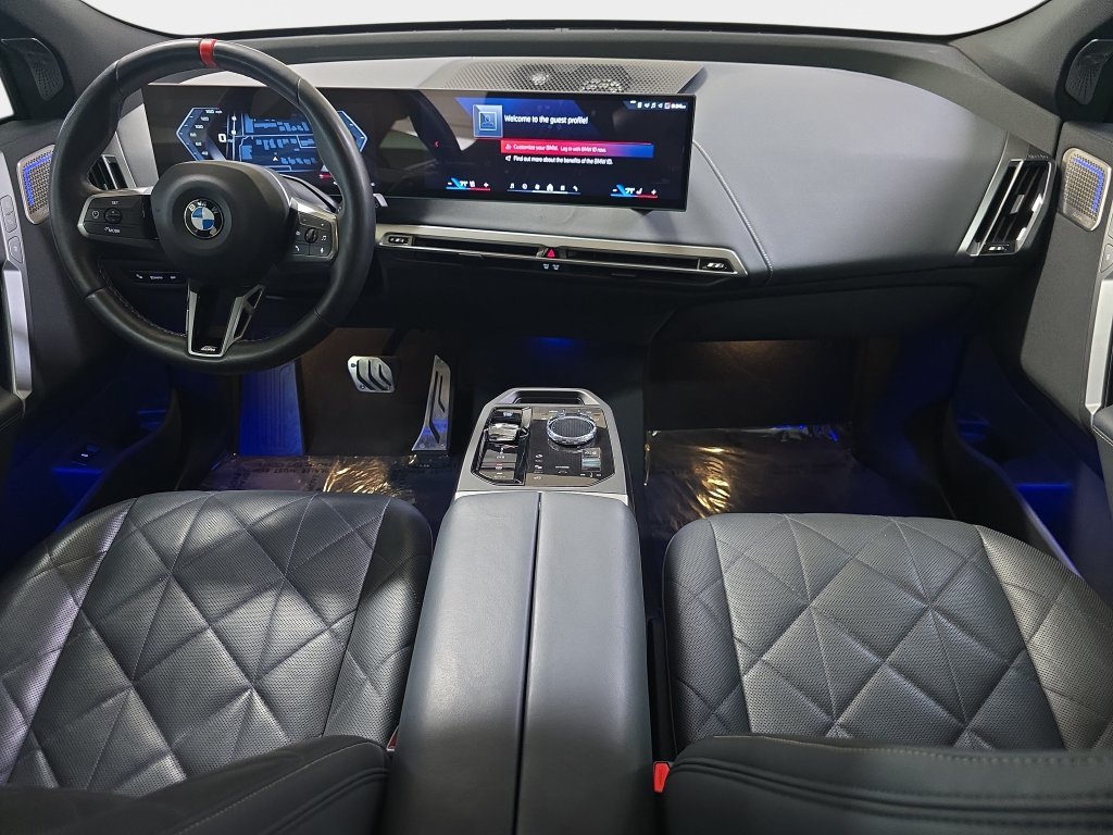 Certified Used 2025 Mineral White Metallic BMW M60 image 12