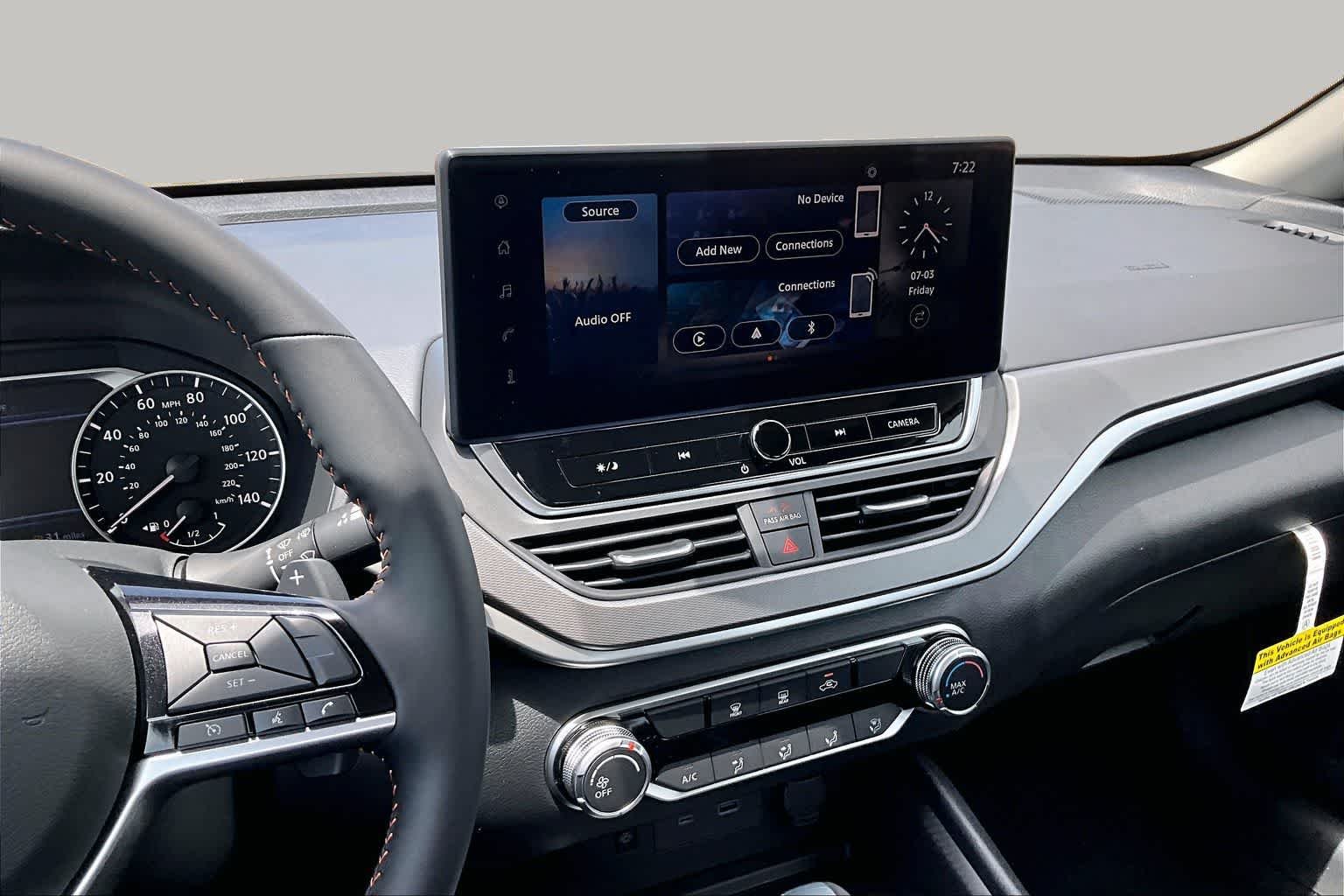 New 2026 Gray Sky Pearl / Super Black Two-tone Nissan SR image 6
