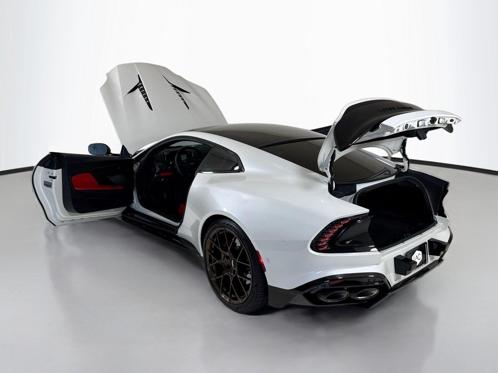 Used 2025 Lunar White Aston Martin  image 44