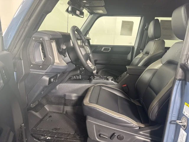 New 2025 Azure Gray Metallic Tri-Coat Ford Outer Banks image 11