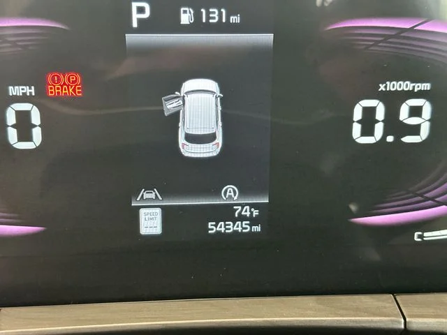 Used 2023 White Kia EX X-Line image 12