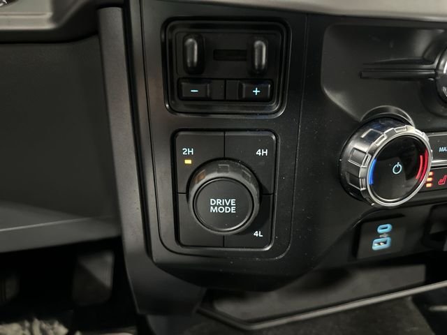 Certified Used 2022 Silver Ford XLT image 32