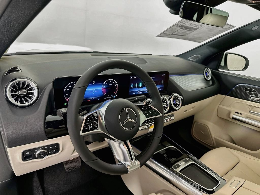 New 2026 Polar White Mercedes-Benz GLA 250 image 9