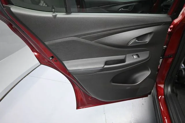 2025 Buick Envista Sport Touring - Photo 10