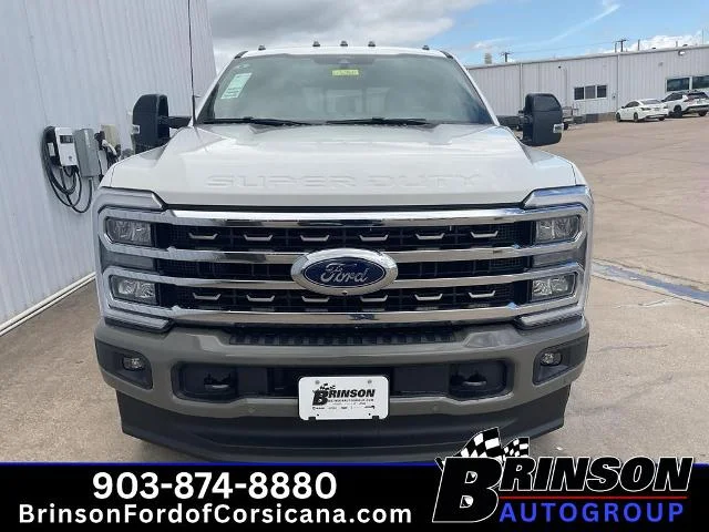 New 2026 Star White Metallic Tri-Coat Ford F-250® King Ranch® image 25