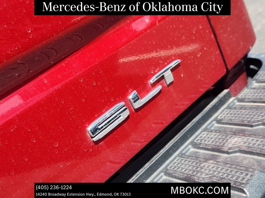 Used 2022 Cayenne Red GMC SLT image 9