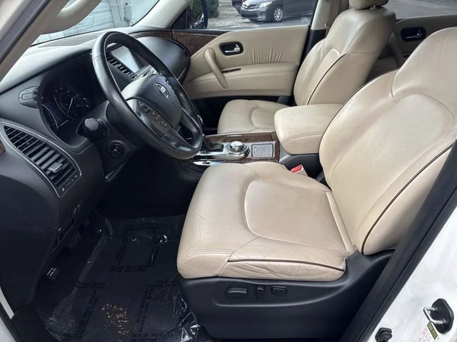 Used 2017 White Nissan SL image 18