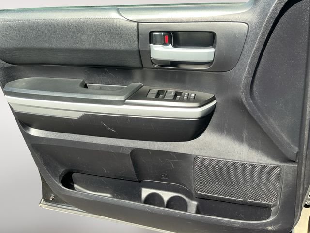 Used 2020 Black Toyota SR5 image 11