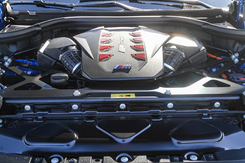 New 2026 Santorini Blue BMW Label image 22