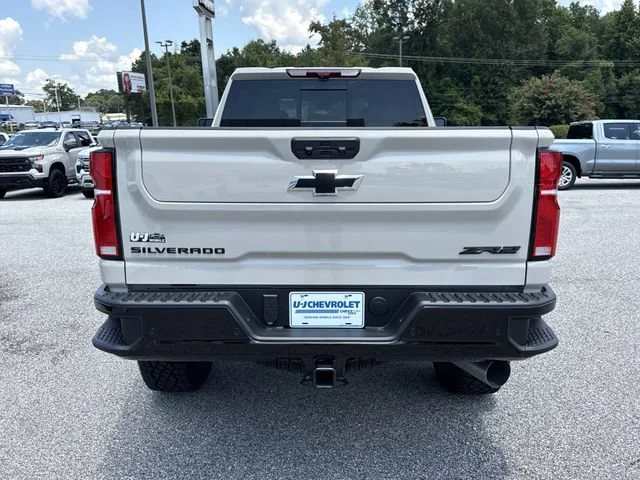 2026 Chevrolet Silverado 2500 HD ZR2 - Photo 4