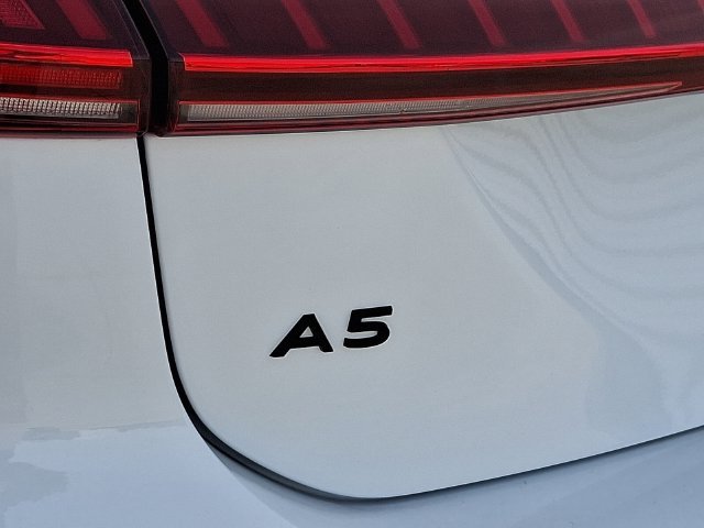 Used 2025 White Audi 2.0T Premium image 21
