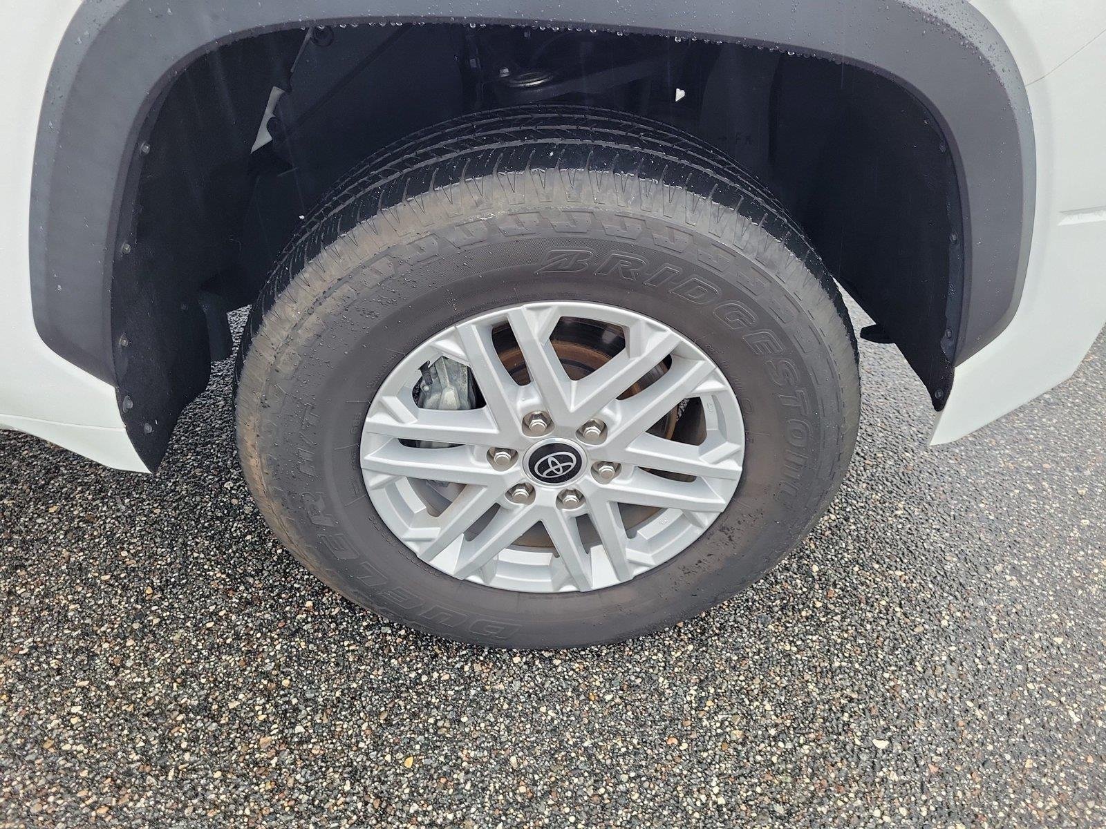 2023 Toyota Tundra SR5 - Photo 6