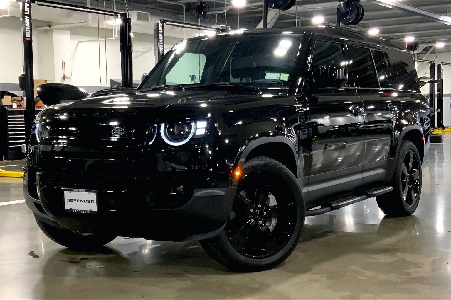 Certified Used 2026 Santorini Black Metallic Land Rover S image 1