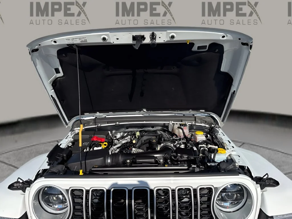 Used 2026 White Jeep Sahara image 27