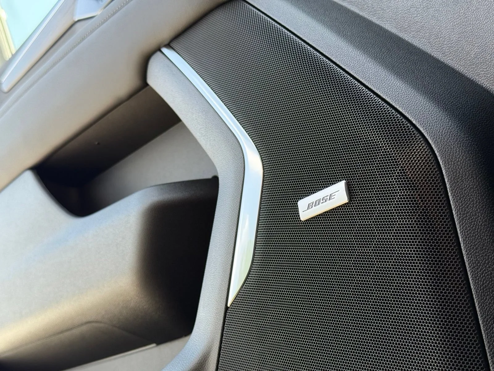 2026 Chevrolet Tahoe Z71 - Photo 21