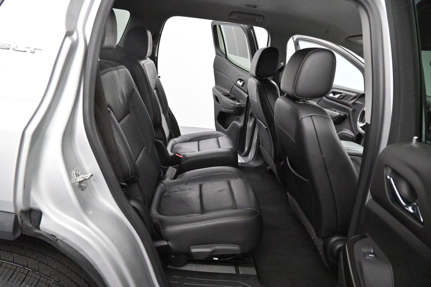 Used 2020 Quicksilver Metallic GMC SLT image 34
