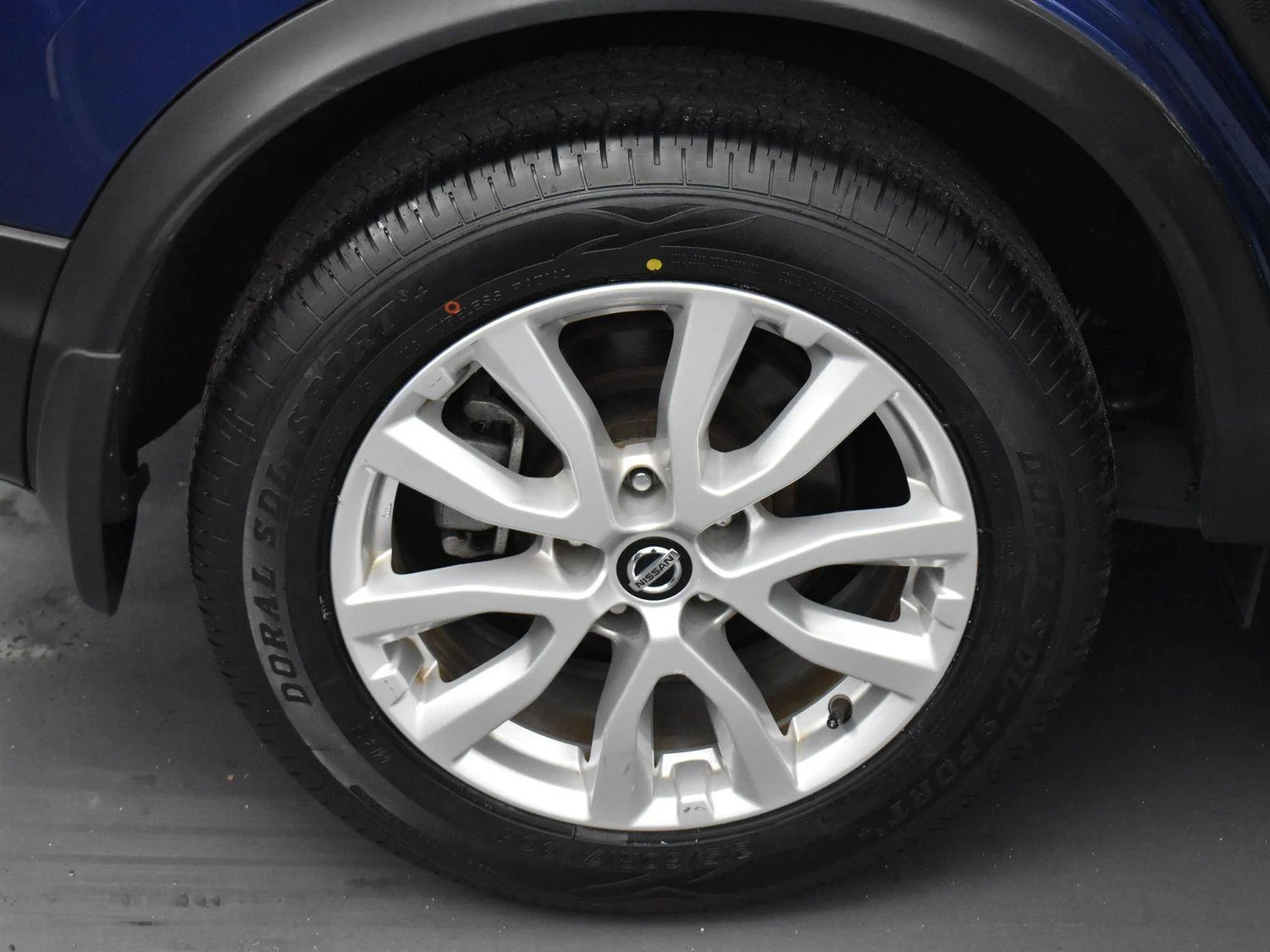 Used 2022 Caspian Blue Metallic Nissan S image 32