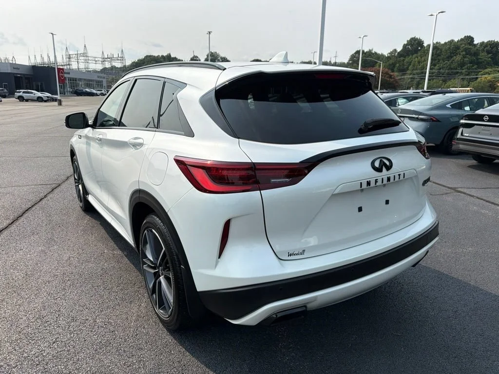 Used 2024 Radiant White INFINITI SPORT image 5