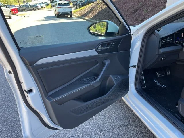 2026 Volkswagen Jetta Sport - Photo 5