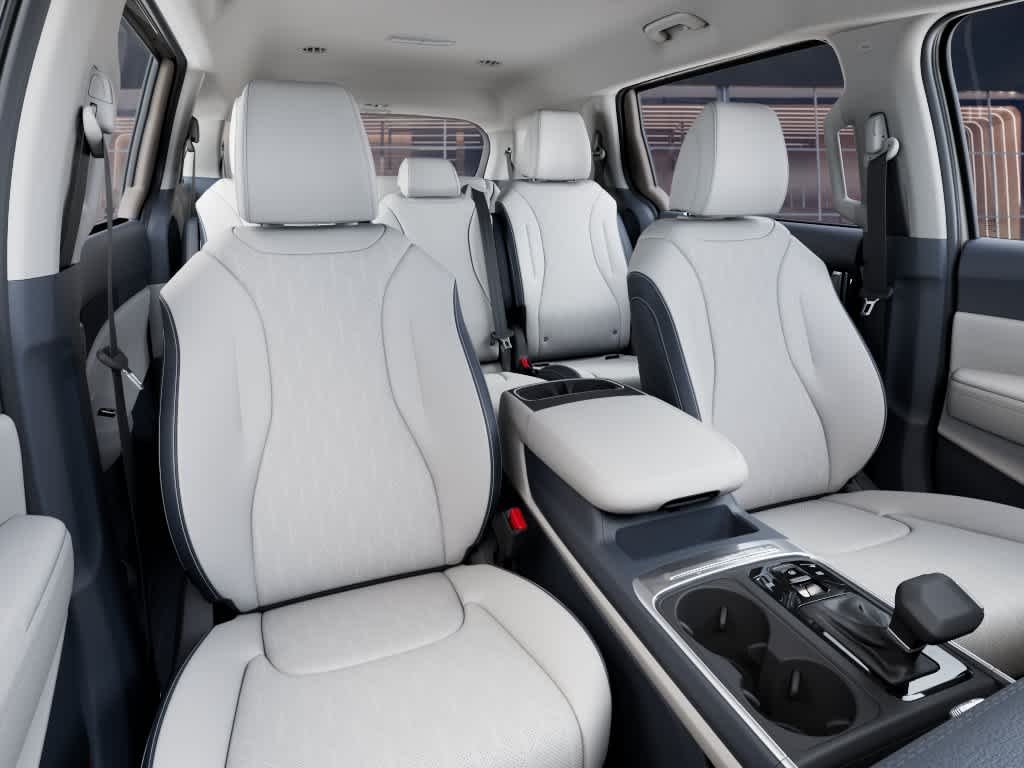 New 2026 Ivory Silver Kia EX image 15