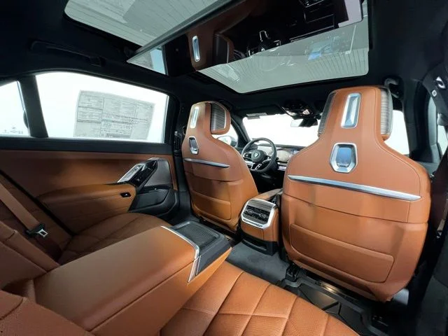 New 2025 Carbon Black Metallic BMW 760i xDrive image 40