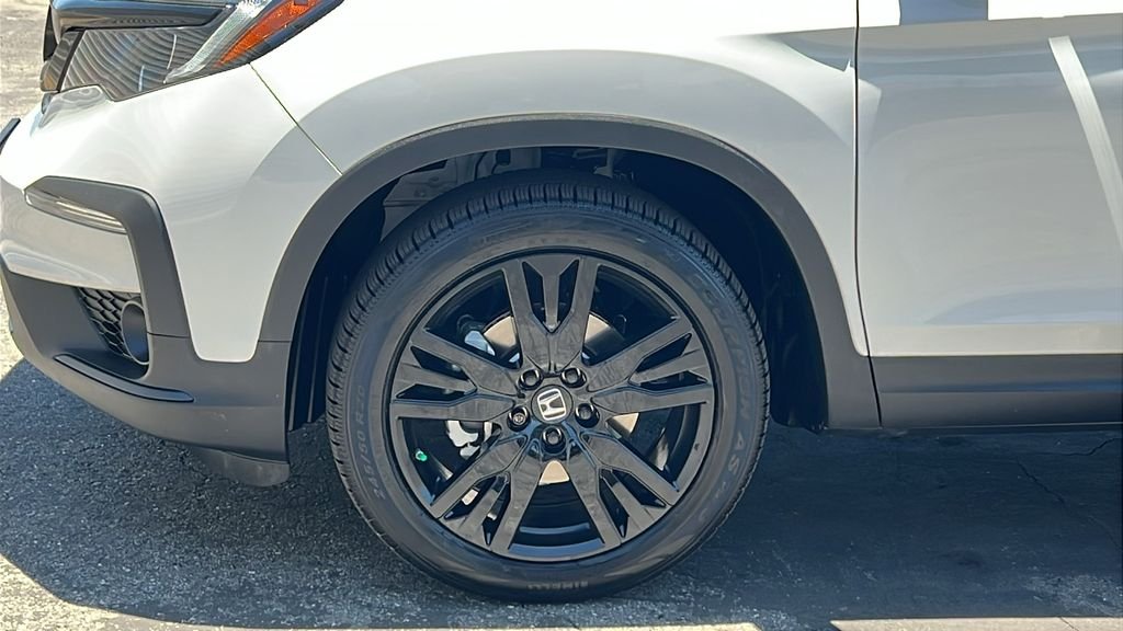 Used 2022 White Honda Special Edition image 8