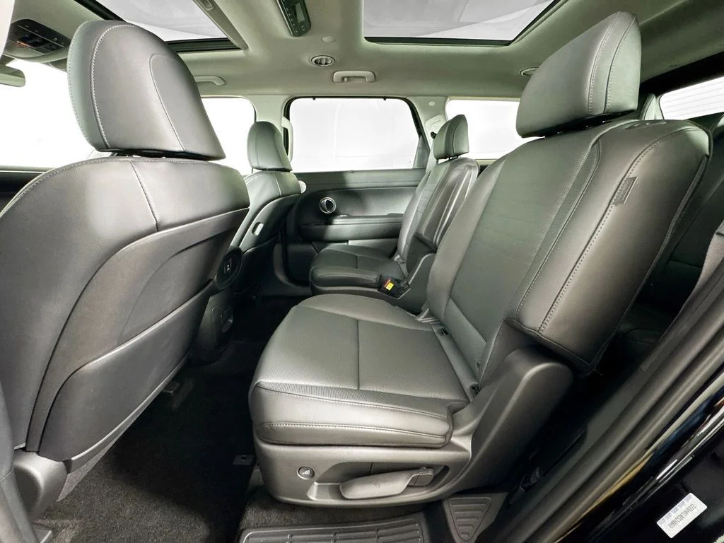New 2026 Black Hyundai Limited image 14
