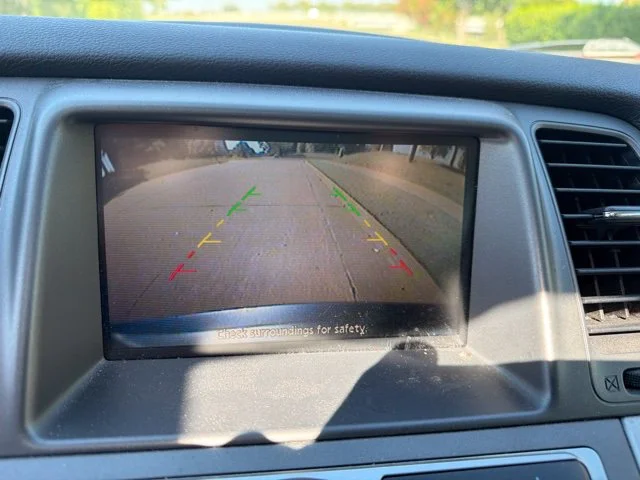 Used 2014 Gray Nissan SL image 13
