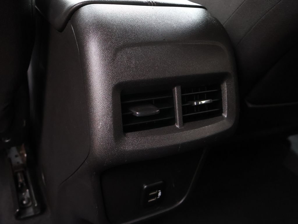 Used 2018 QUICKSILVER METALLIC GMC SLE image 11