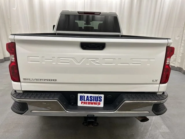 Used 2025 White Chevrolet LT image 32