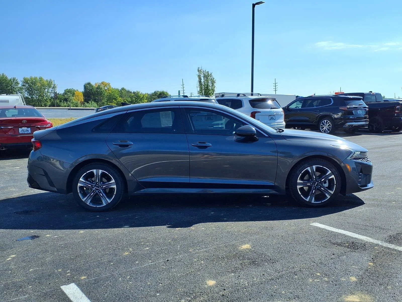 Used 2023 Gravity Gray Kia EX image 25