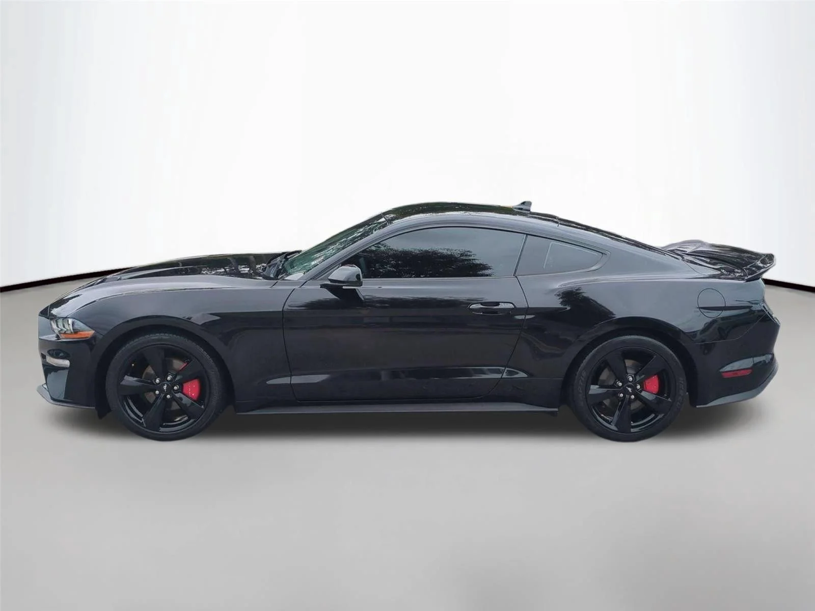 Used 2022 Shadow Black Ford EcoBoost image 2