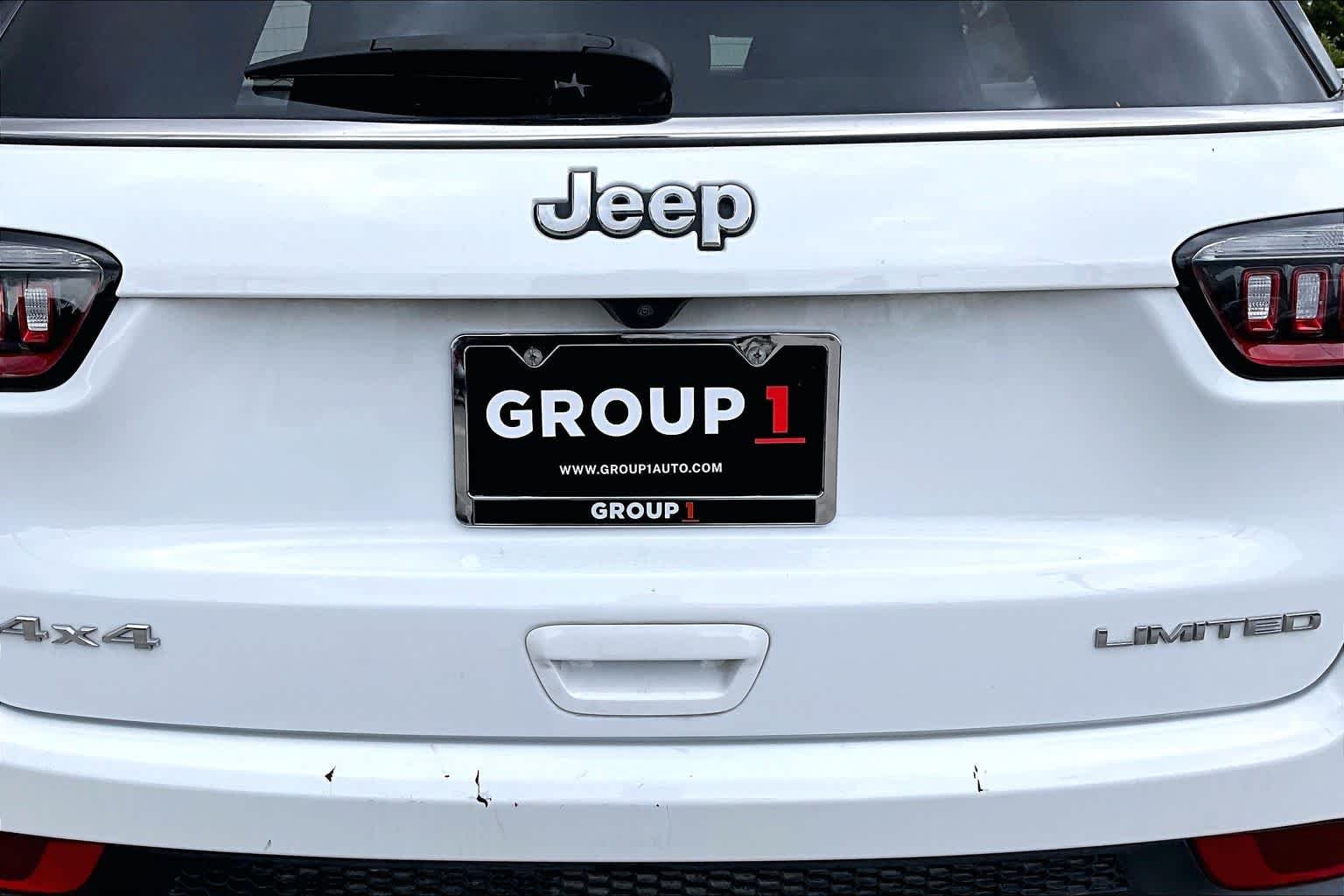 Used 2023 Bright White Clearcoat Jeep Limited image 31
