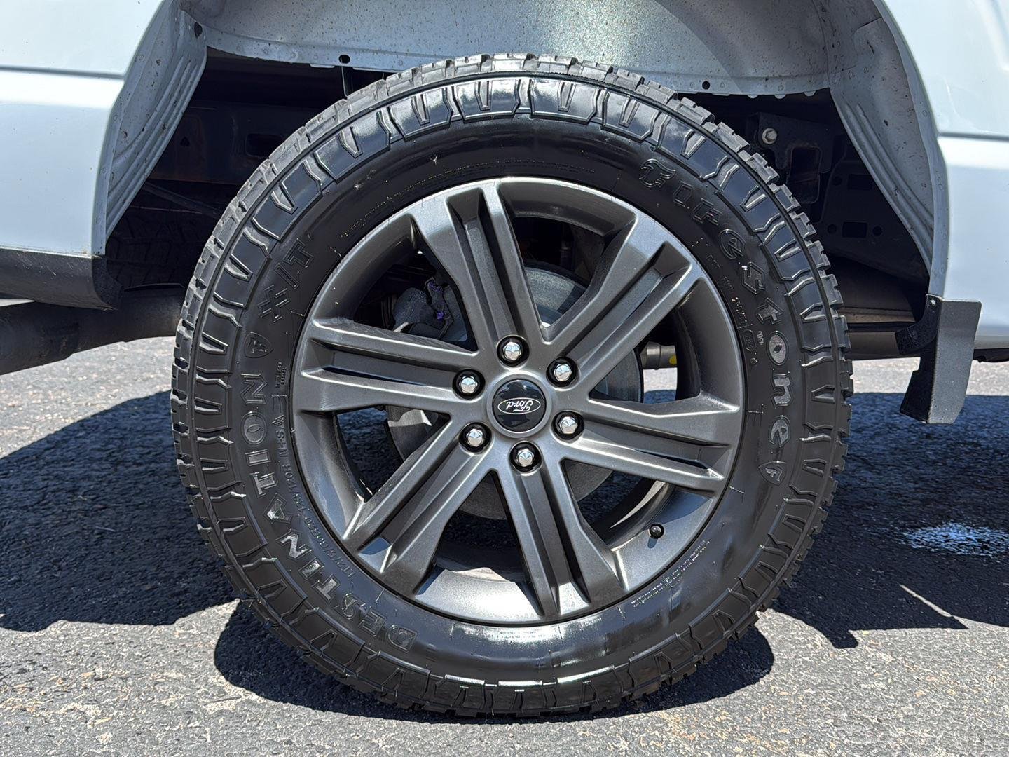 Used 2022 Space White Ford XLT image 24
