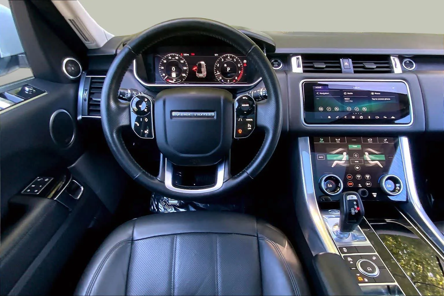 Used 2018 Fuji White Land Rover HSE image 6