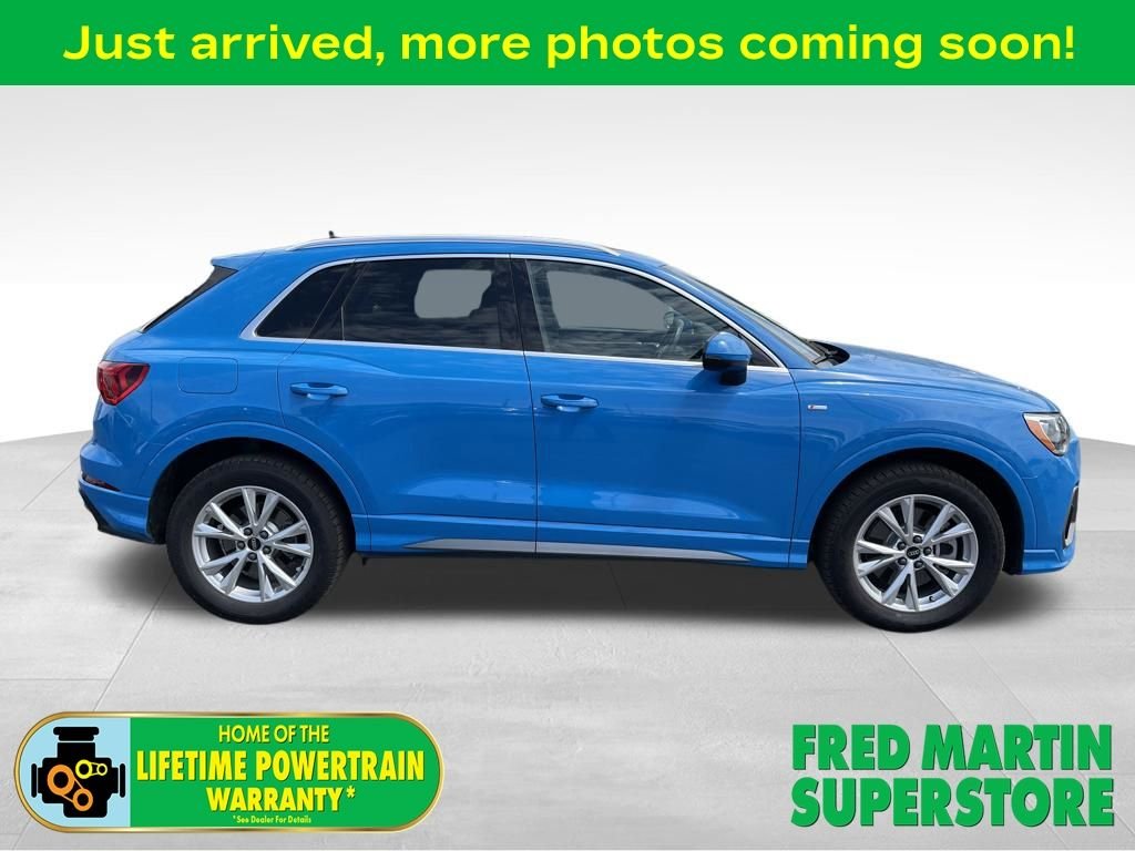 2022 Audi Q3 45 TFSI S Line Premium quattro's photo