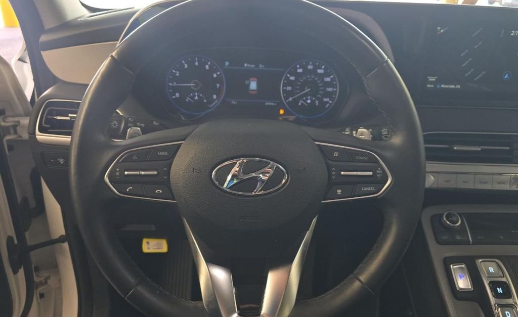 Used 2022 White Hyundai SEL image 8