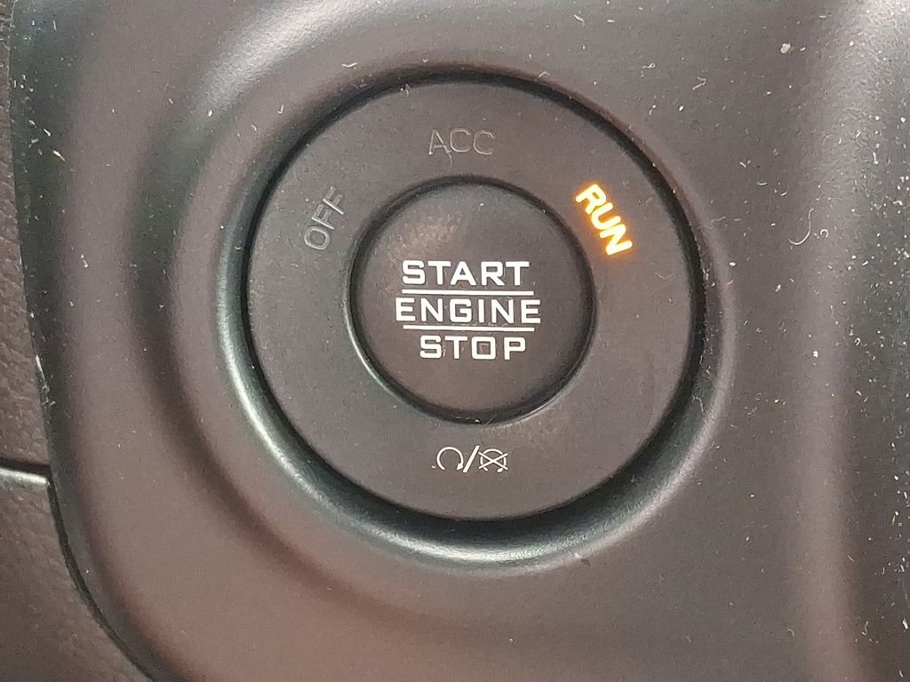 Used 2022 Gray Jeep Unlimited Sahara Altitude image 22