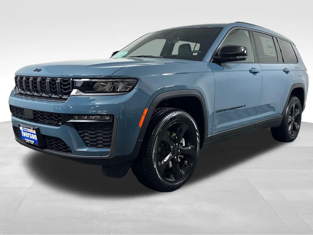 New 2026 Steel Blue Exterior Paint Jeep Limited image 4
