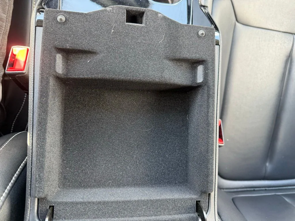 Used 2023 Black Jeep Limited image 25