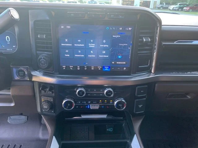 Used 2023 Gray Ford King Ranch image 31