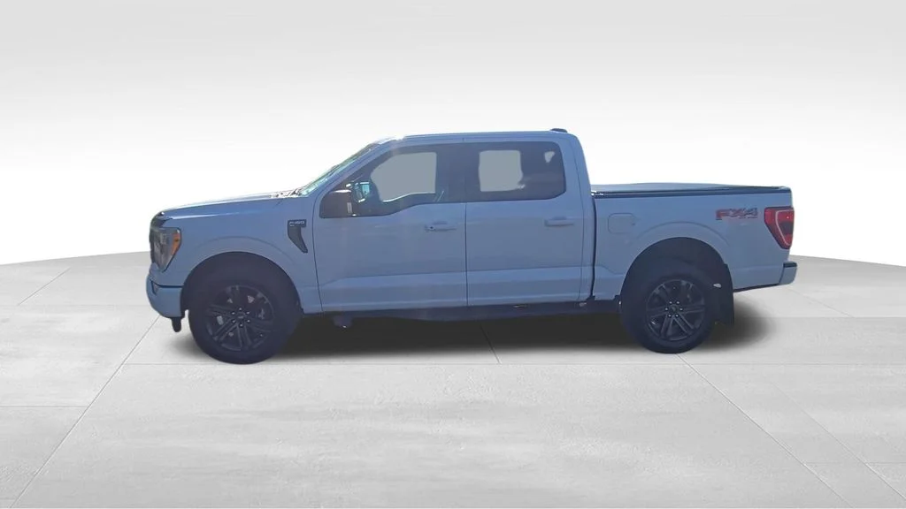 Used 2022 White Ford XLT image 5