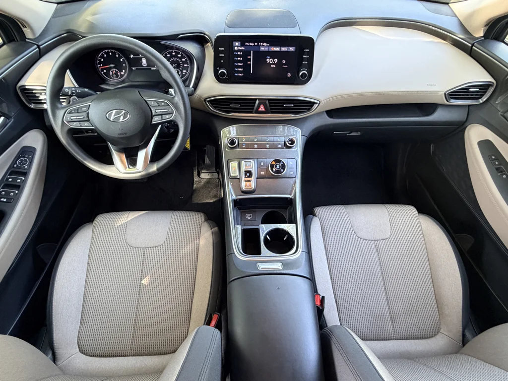 Used 2023 Twilight Black Hyundai SE image 28
